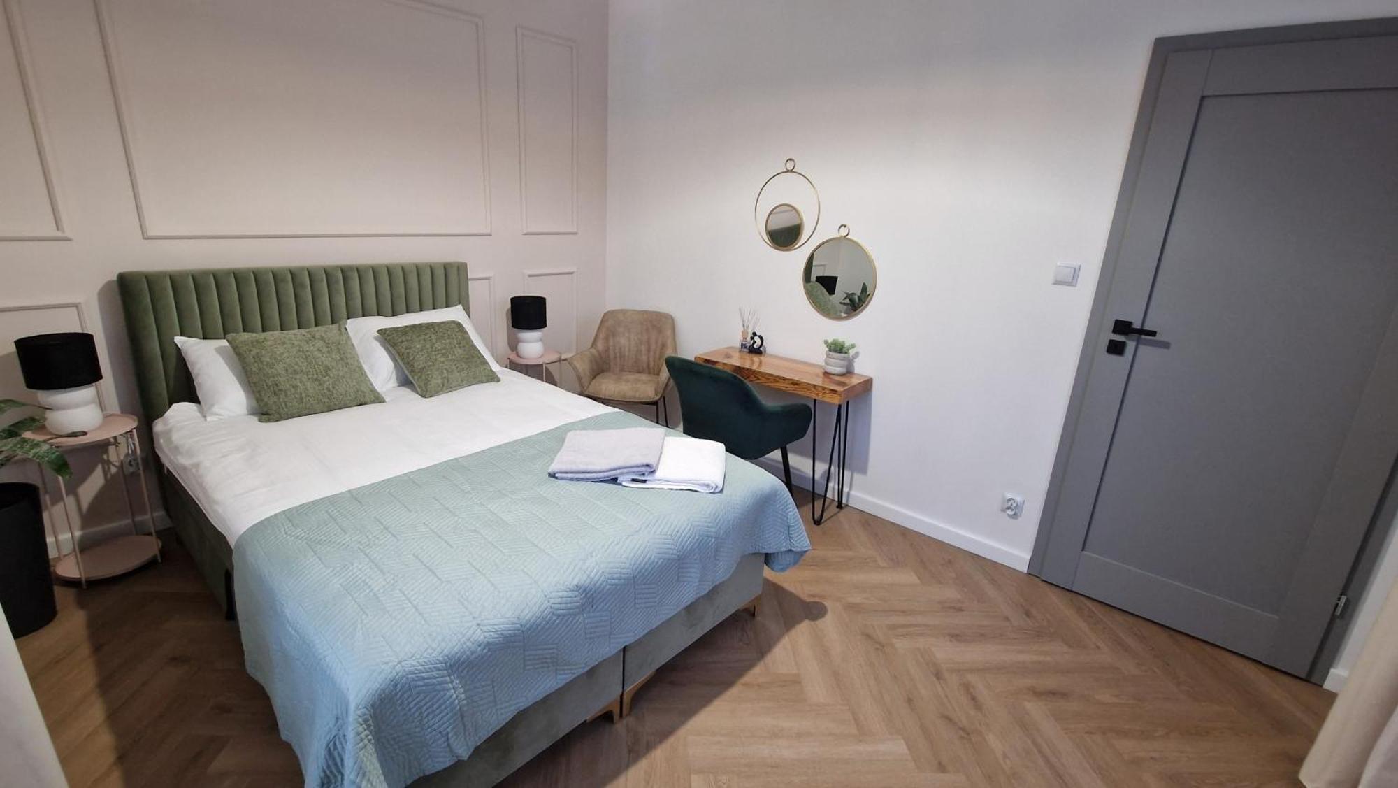 Brama Lwowska Apartamenty - Wiecej Na Www,Bramalwowska,Pl Zamość Exteriör bild